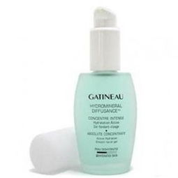 天資堂漢方化妝品 產品與店鋪的東方美學呈現